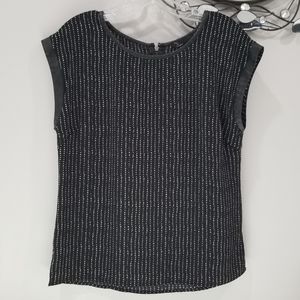 NOIR Short Sleeve Faux Leather Trim Printed Blouse 2